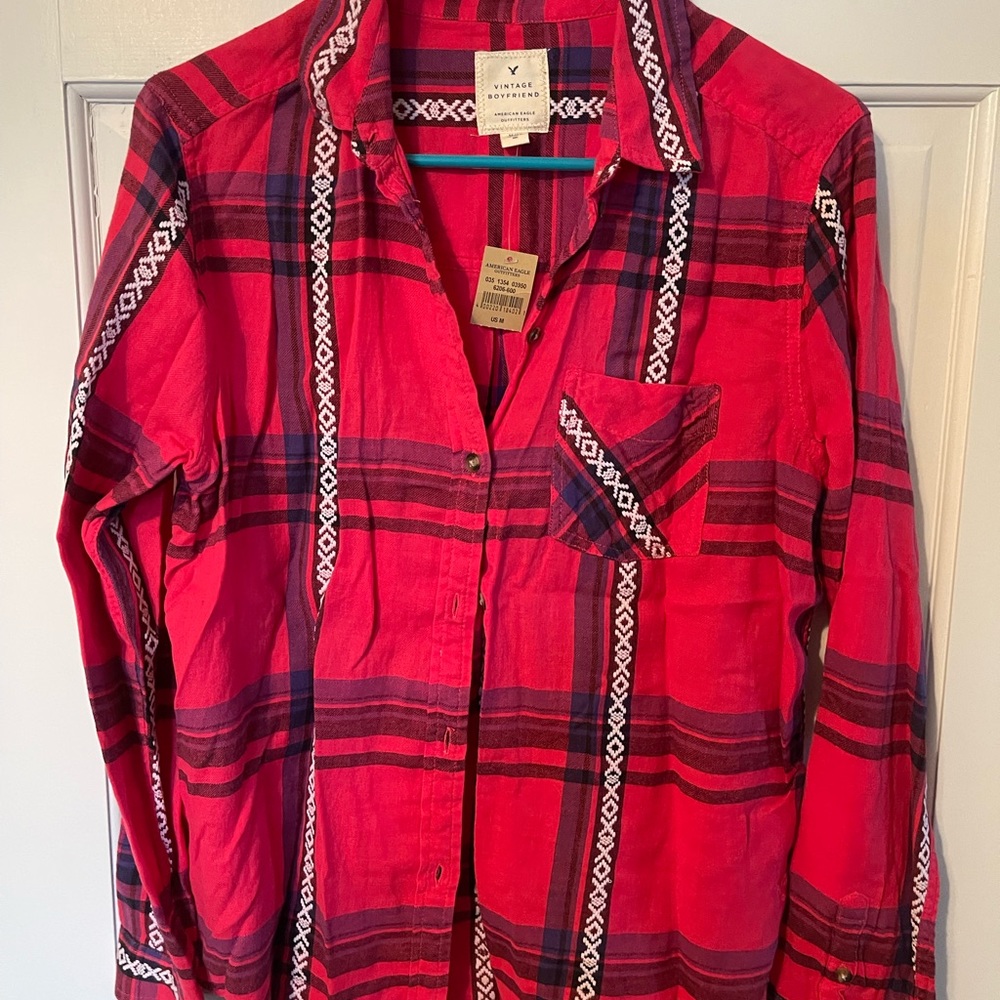 NWT American Eagle Pink and Blue Plaid Vintage Boyfriend Button Up Shirt